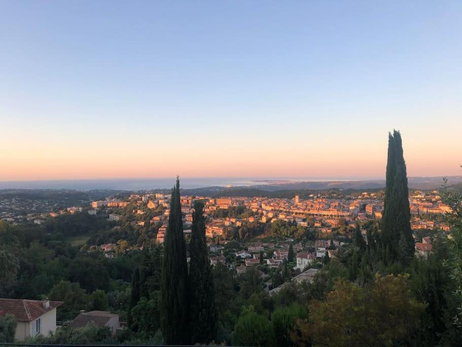 Luxury Villa In Vence With Panoramic Sea Views Exterior photo